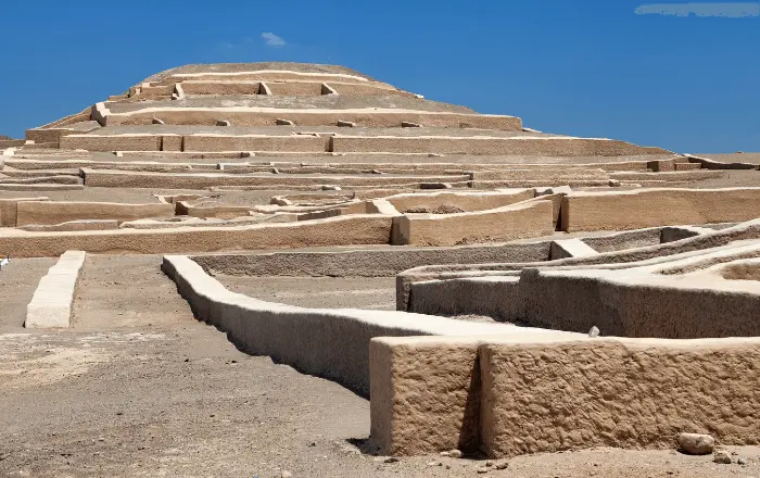 Tour Pirámides de Cahuachi 2 Piramides de Cahuachi 4